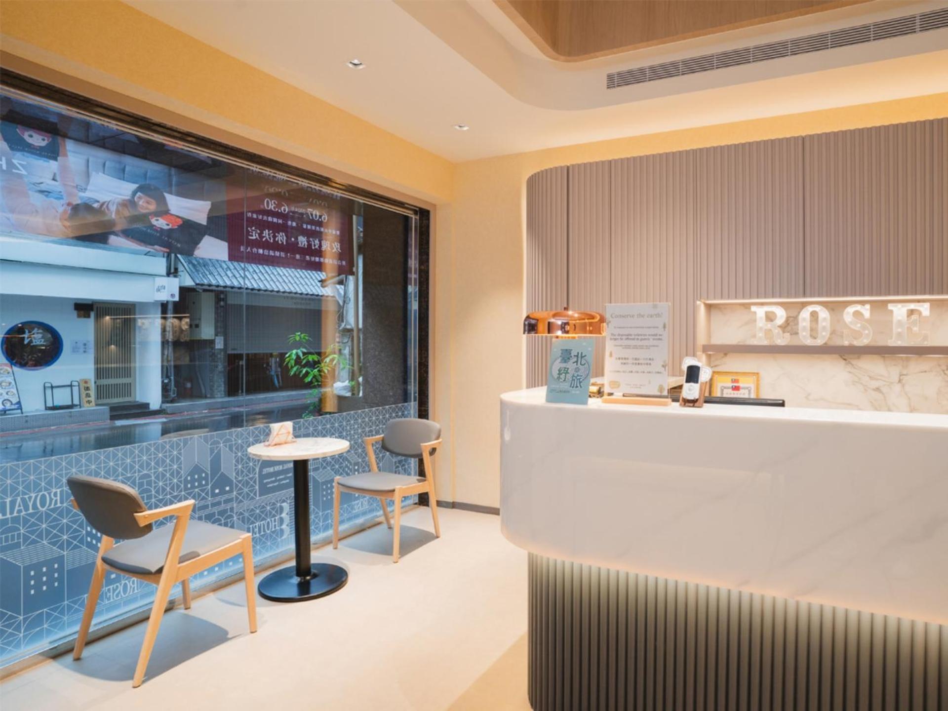Royal Rose Hotel Zhongshan Taipei Exterior foto
